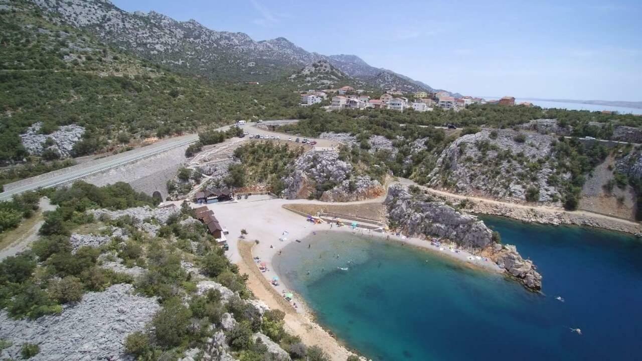 Apartmani Cindric Karlobag Buitenkant foto