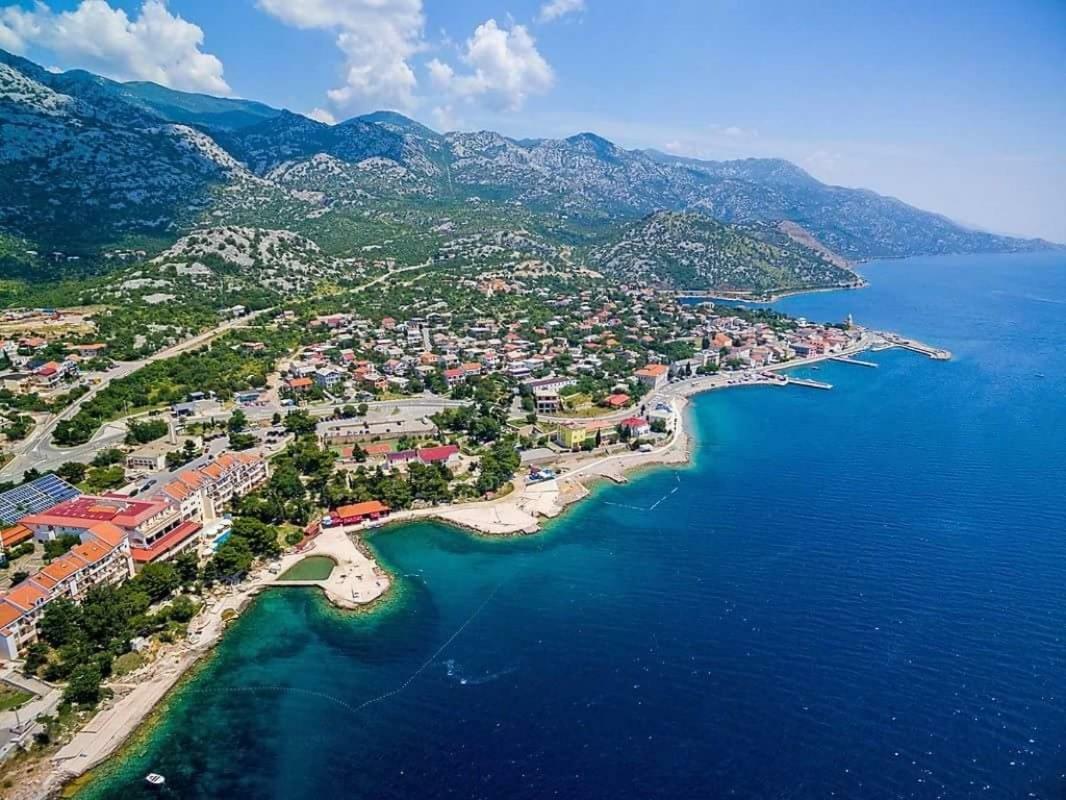 Apartmani Cindric Karlobag Buitenkant foto